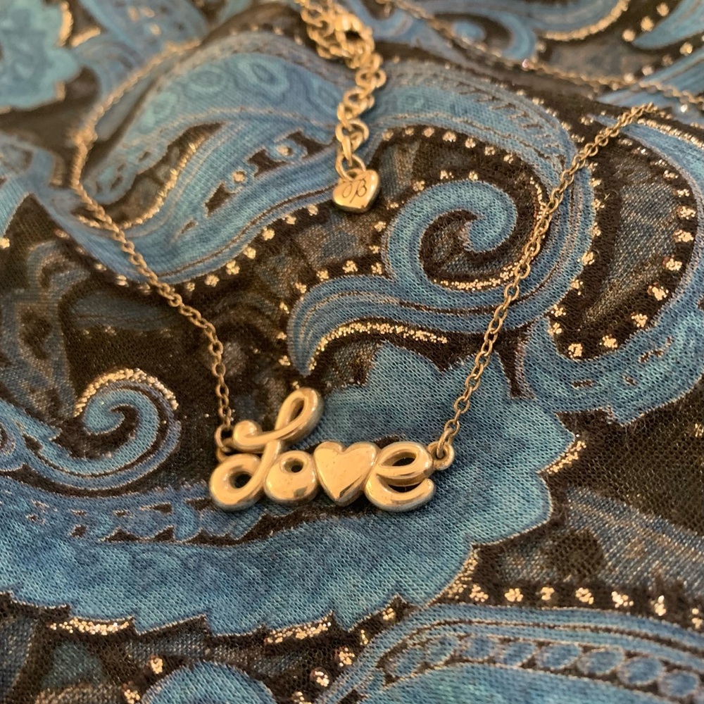 Beautiful Brighton Silver Love Necklace